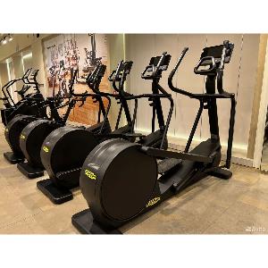 Technogym Synchro 700 эллиптический тренажер
