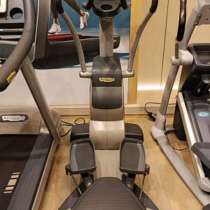 Эллиптический тренажер Technogym Cardio Crossover 700 LED Купить Эллиптический тренажер Technogym Cardio Crossover 700 LED в Москве