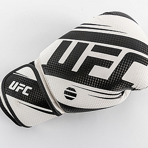 Перчатки для бокса UFC PRO Performance Rush белые 14 Oz Купить Перчатки для бокса UFC PRO Performance Rush белые 14 Oz в Москве