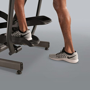 Купить Эллиптический тренажер Matrix Fitness E50XIR  в Москве