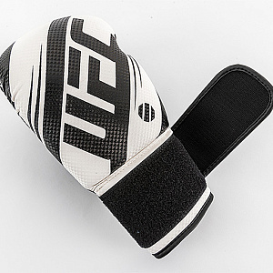 Перчатки для бокса UFC PRO Performance Rush белые 14 Oz Купить Перчатки для бокса UFC PRO Performance Rush белые 14 Oz в Москве