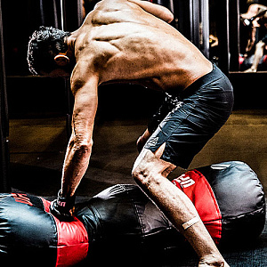 Мешок для грепплинга с наполнителем UFC Купить Мешок для грепплинга с наполнителем UFC в Москве