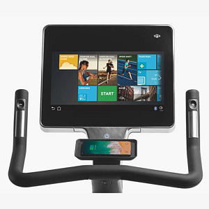 Вертикальный велотренажер Technogym Bike Personal Купить Вертикальный велотренажер Technogym Bike Personal в Москве