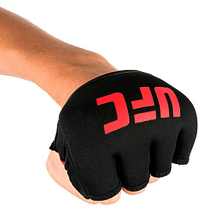 Гелевая манжета на костяшки UFC черная S/M Купить Гелевая манжета на костяшки UFC черная S/M в Москве