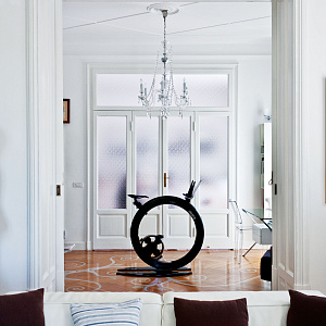 Вертикальный велотренажер Ciclotte Велотренажер вертикальный Ciclotte Carbon Fiber черный Купить Вертикальный велотренажер Ciclotte Велотренажер вертикальный Ciclotte Carbon Fiber черный в Москве